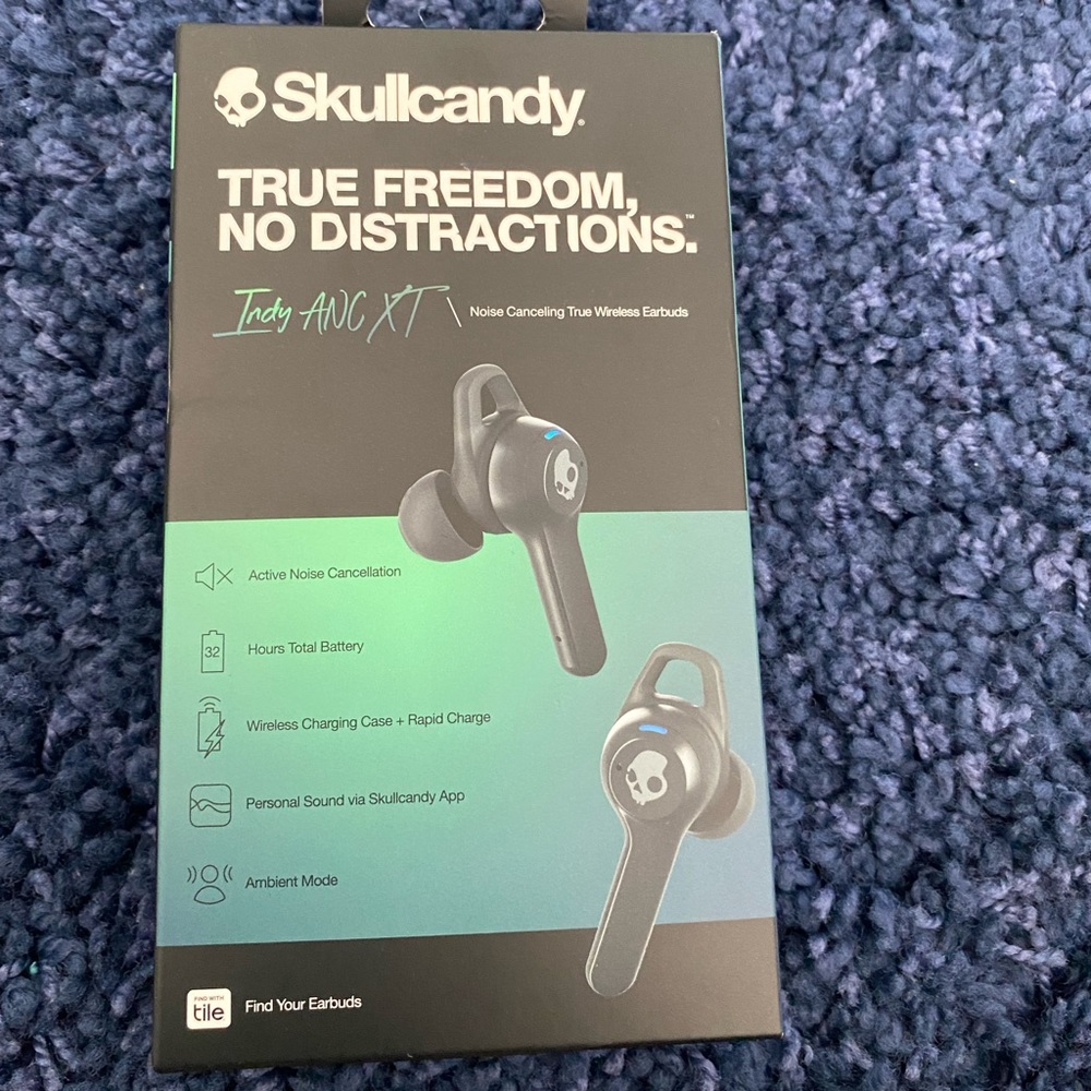 SkullCandy True Wireless headphones